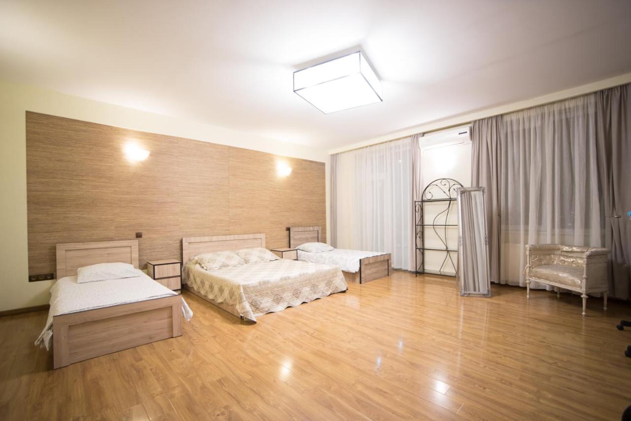 Terrace House Tbilisi Hotel Екстериор снимка